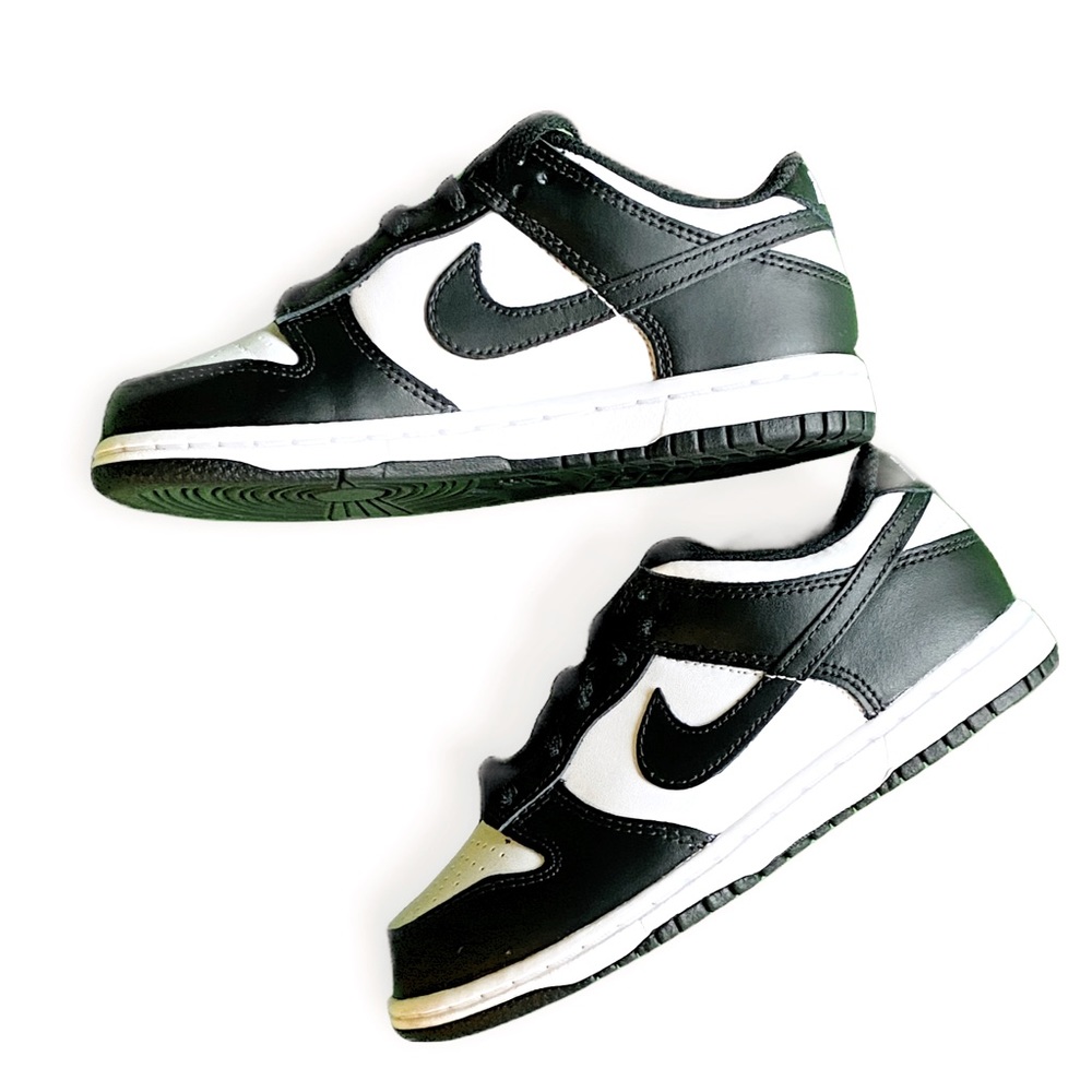 **SOLD 🐼 Kids Nike Dunk Low 🐼
